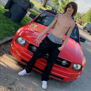 Meet your Posher, Bradley